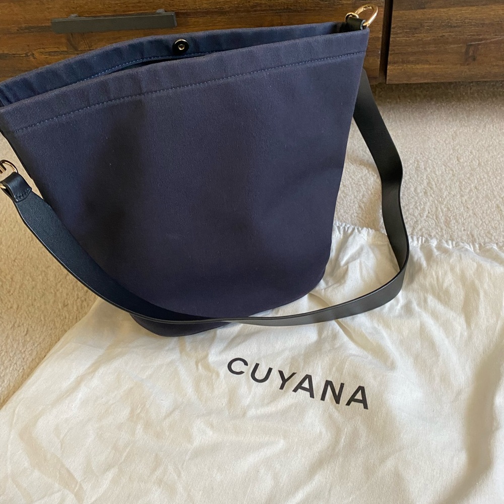 Slightly used Cuyana bucket crossbody bag!